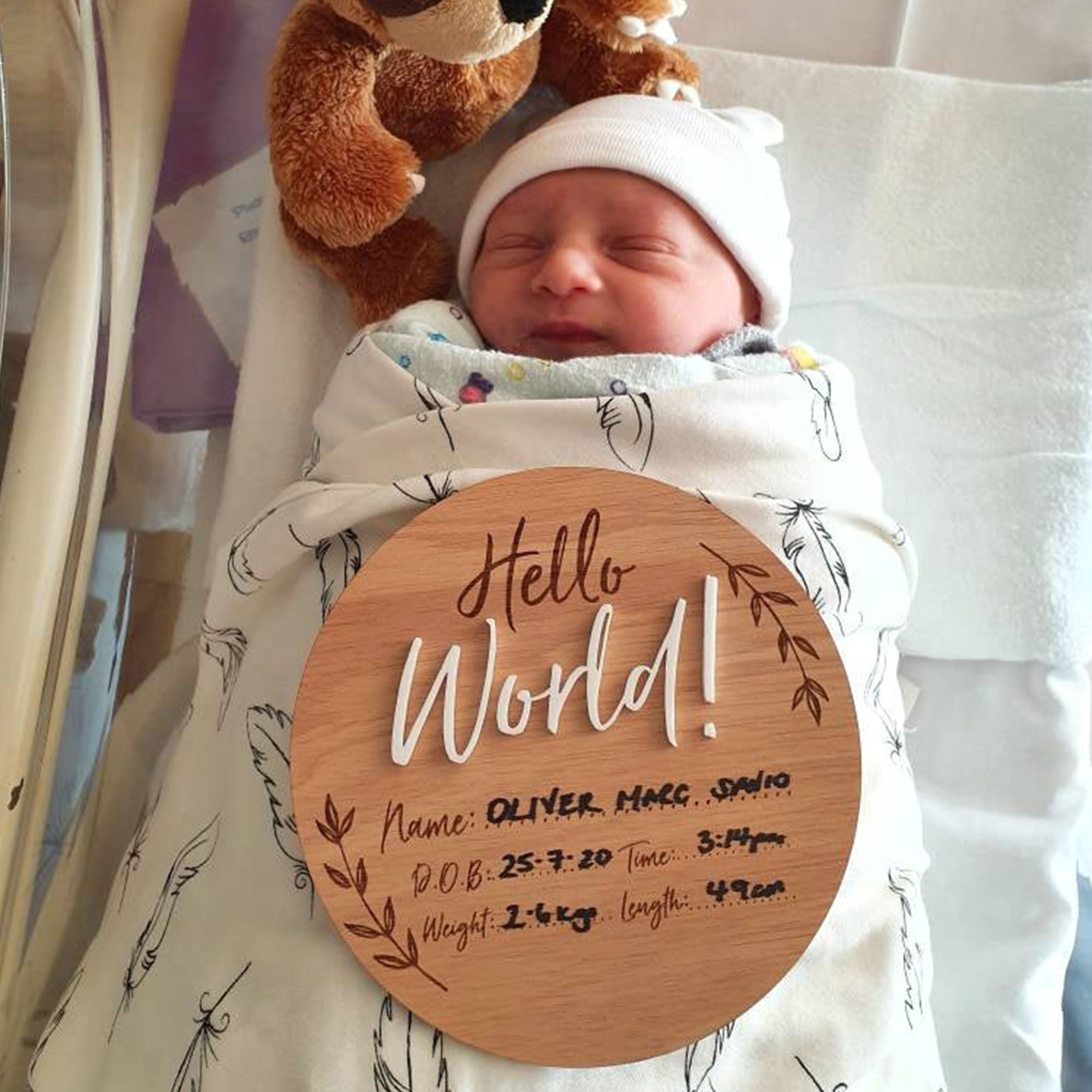 Baby Announcement Board Hello World Newborn Baby Announcement With Mixed  Flower... Chalkboard Sign, image size:2000x2000