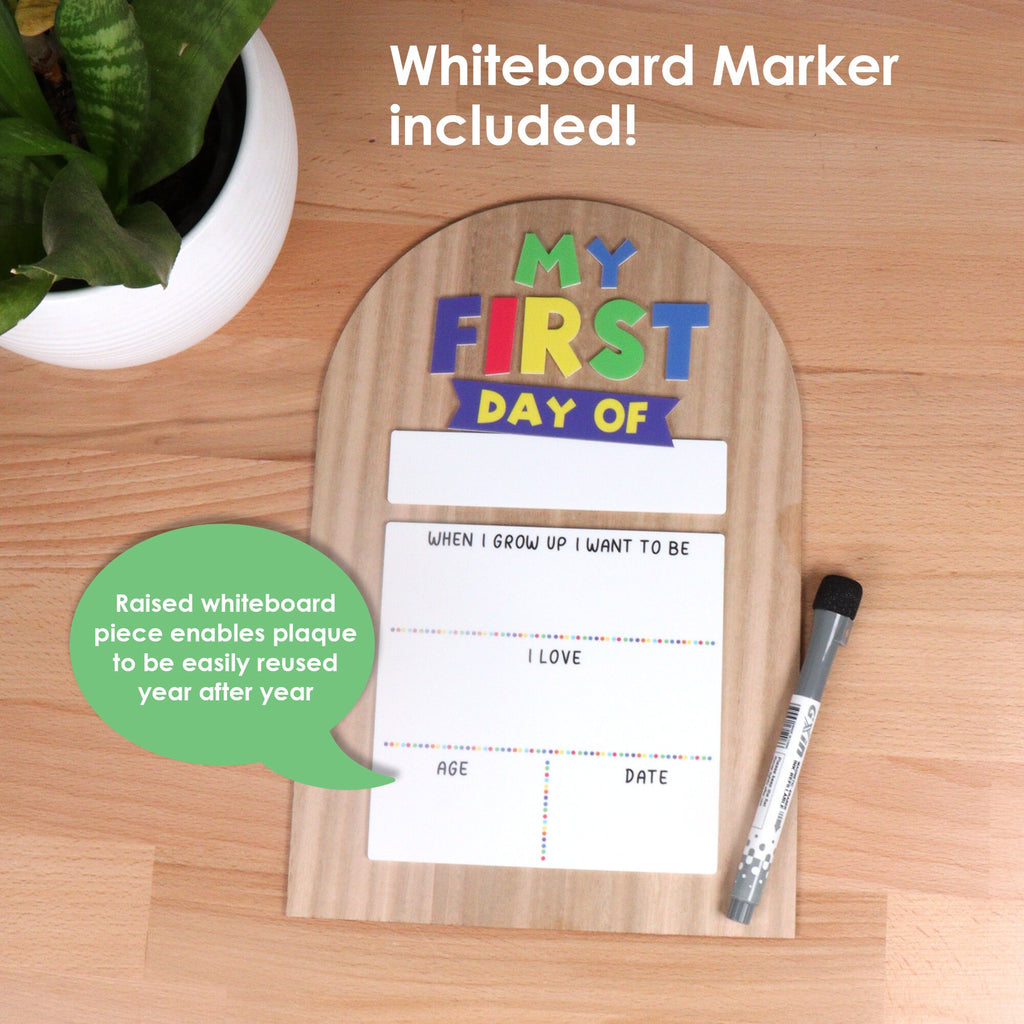 First day of school 3D whiteboard photo prop - Last Day - Colourful and fun design